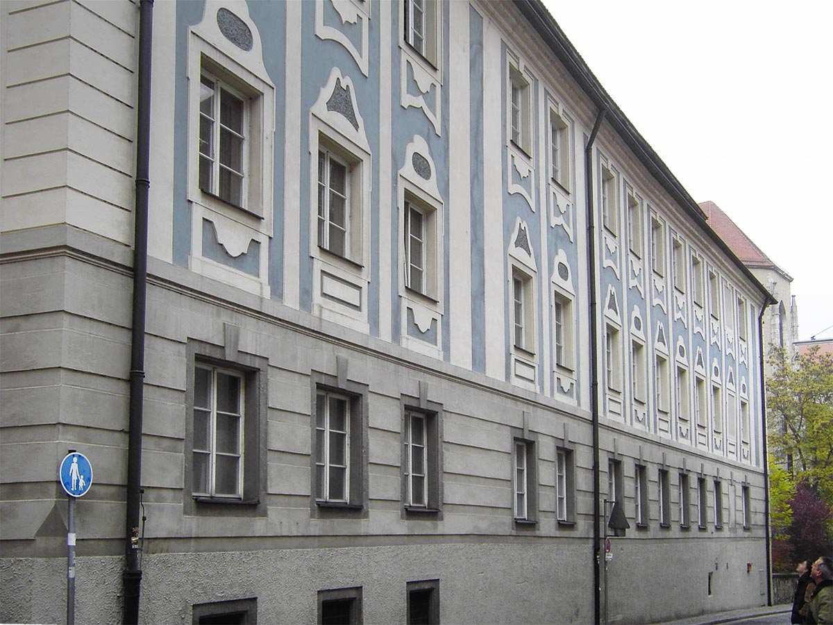 Regierung der Oberpfalz − Gebäude E